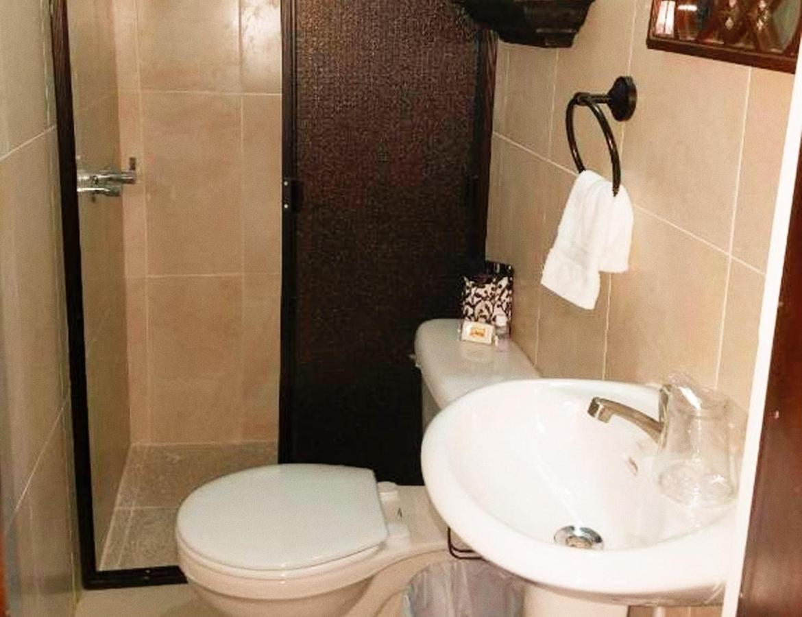 Hostal Las Puertas Santa Ana Exteriör bild