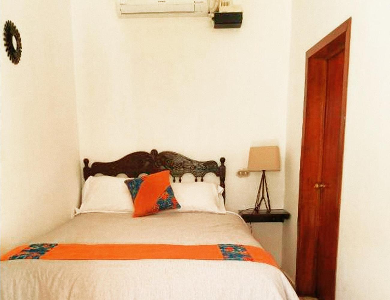 Hostal Las Puertas Santa Ana Rum bild